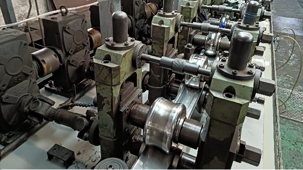 半導體潔凈管可以用不銹鋼焊管嗎